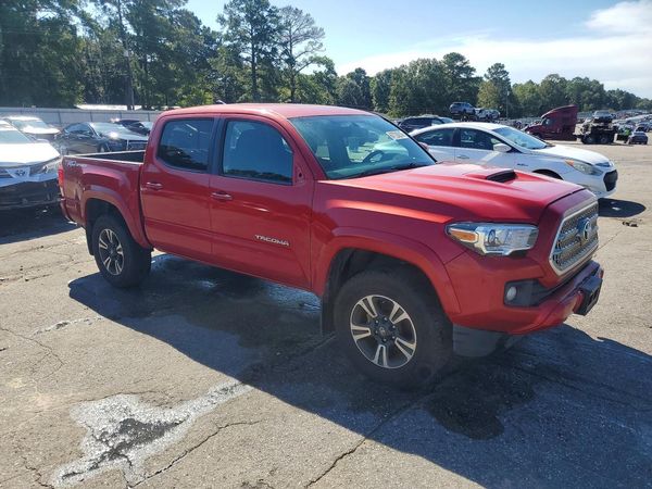 2017 TOYOTA TACOMA