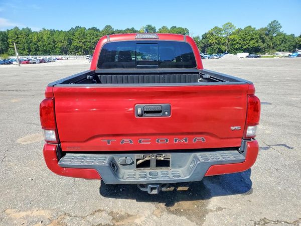 2017 TOYOTA TACOMA