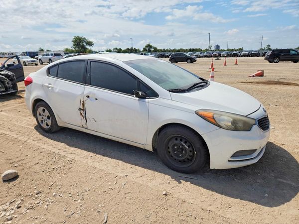 2016 KIA FORTE GL (Middle-Low Grade)