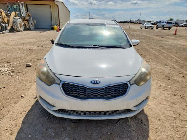 2016 KIA FORTE GL (Middle-Low Grade)