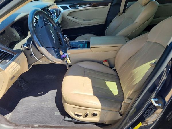 2017 GENESIS G80