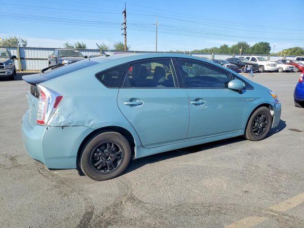 2012 TOYOTA PRIUS