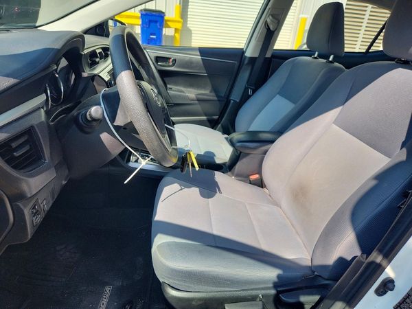 2016 TOYOTA COROLLA L/LE — DENT