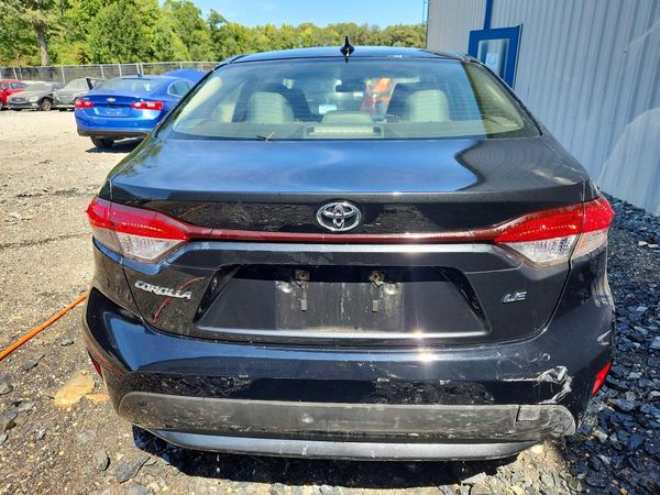 2022 TOYOTA COROLLA LE — DIRR
