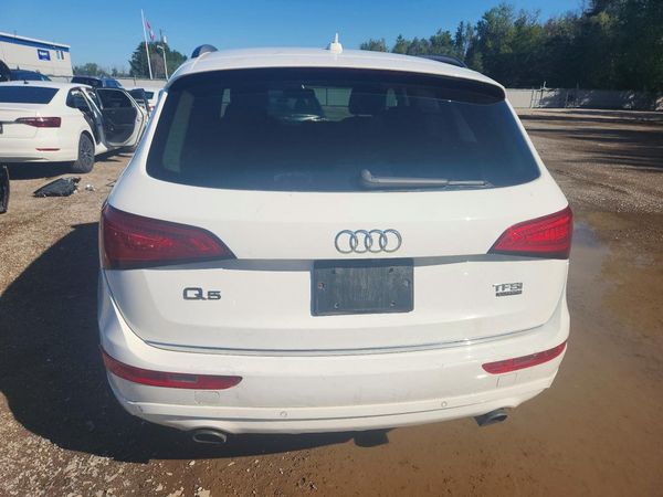 2015 AUDI Q5