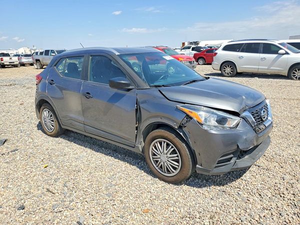 2019 NISSAN KICKS