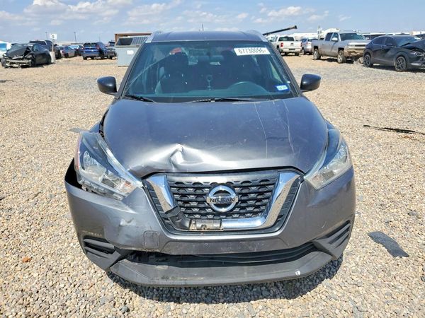 2019 NISSAN KICKS