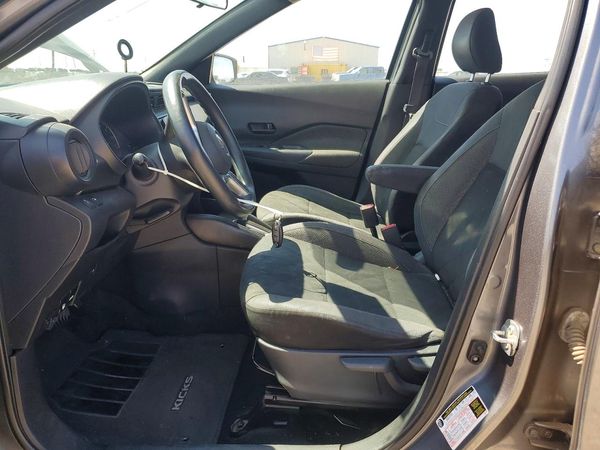 2019 NISSAN KICKS