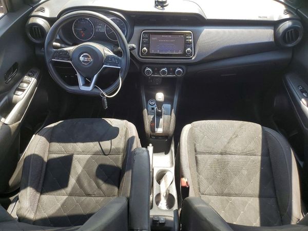 2019 NISSAN KICKS