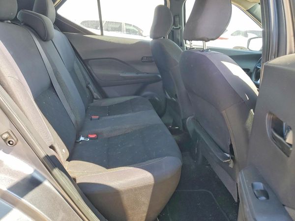 2019 NISSAN KICKS