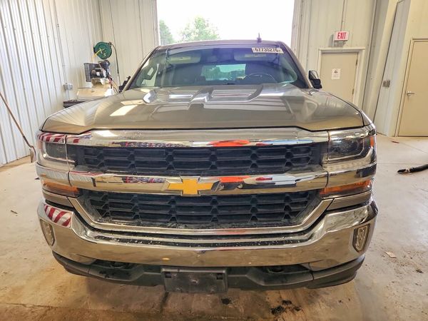 2017 CHEVROLET SILVERADO LT — DIRF