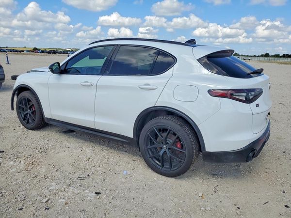 2021 ALFA ROMEO STELVIO