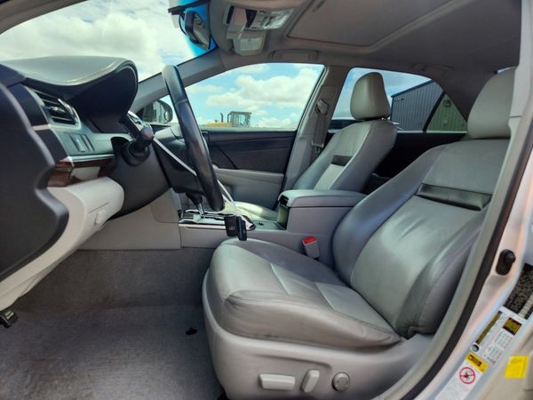 2014 TOYOTA CAMRY — DENT