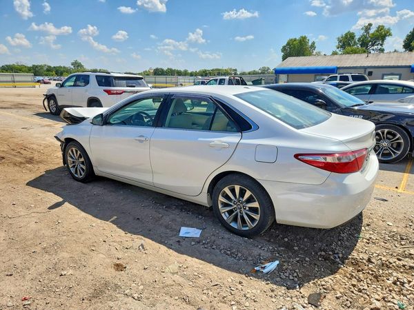 2017 TOYOTA CAMRY
