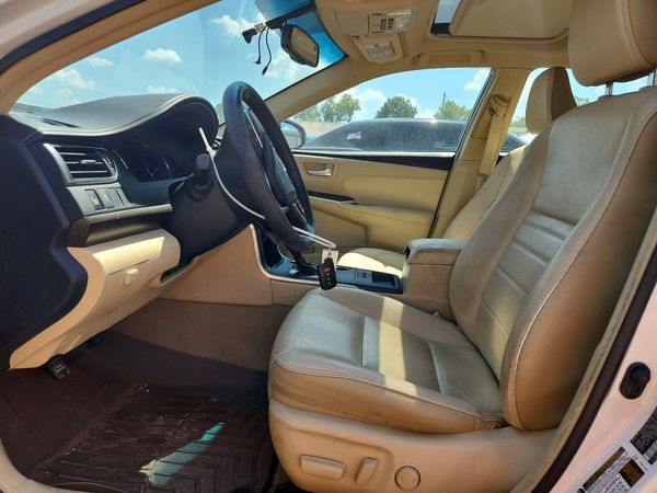 2017 TOYOTA CAMRY