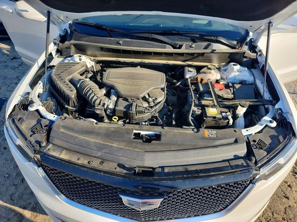 2025 CADILLAC XT6 Sport