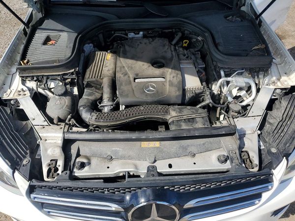 2019 MERCEDES-BENZ GLC GLC 300-4M