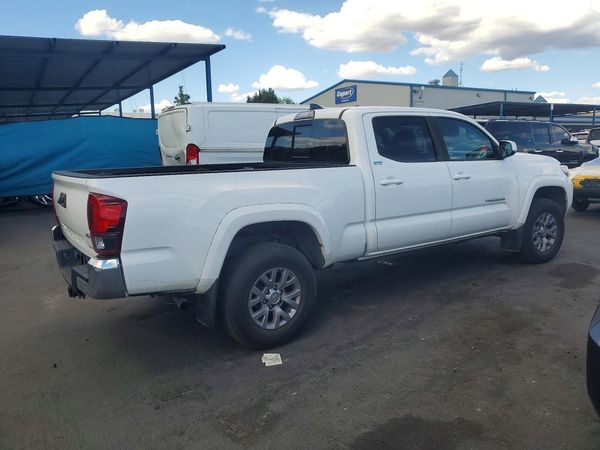 2019 TOYOTA TACOMA SR5