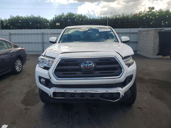 2019 TOYOTA TACOMA SR5
