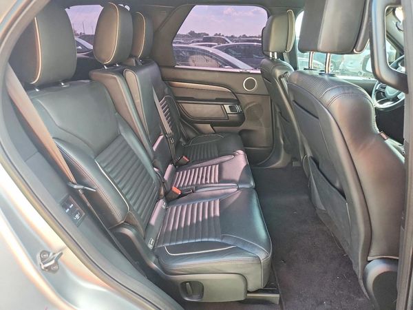 2018 LAND ROVER DISCOVERY