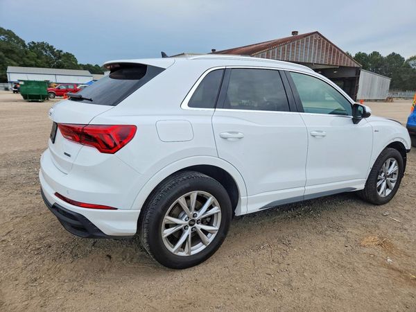 2024 AUDI Q3