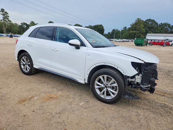 2024 AUDI Q3