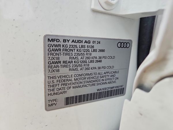 2024 AUDI Q3