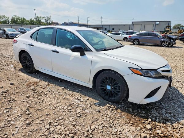 2019 TOYOTA CAMRY