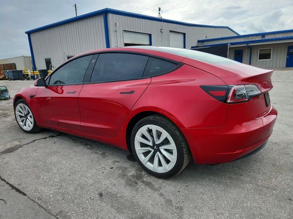 2021 TESLA MODEL 3