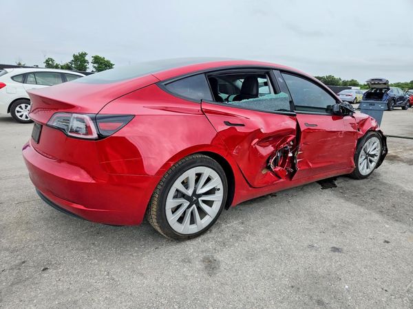 2021 TESLA MODEL 3