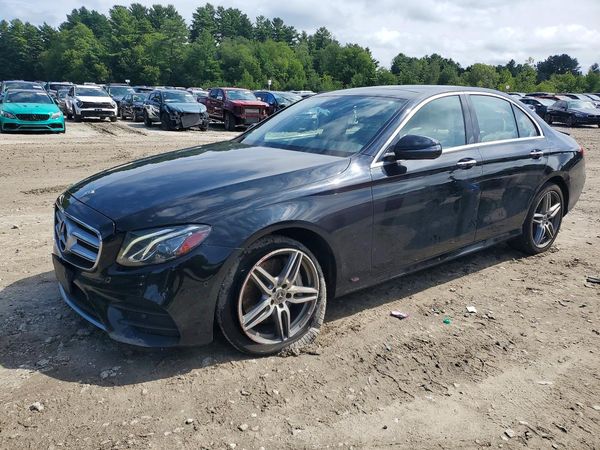2018 MERCEDES-BENZ E-CLASS E300-4M — Front 3/4