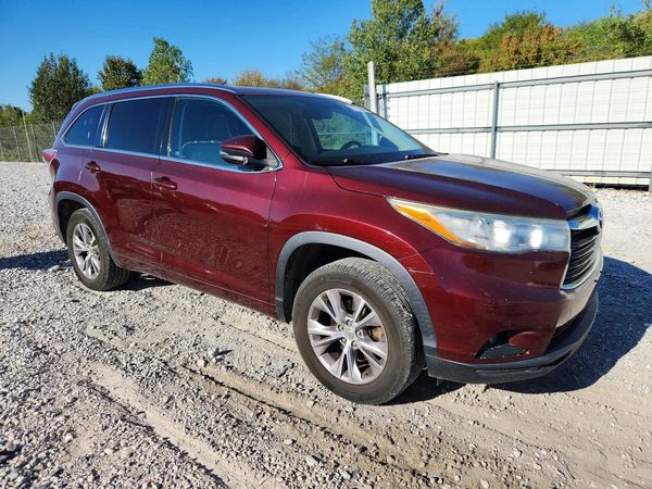 2015 TOYOTA HIGHLANDER