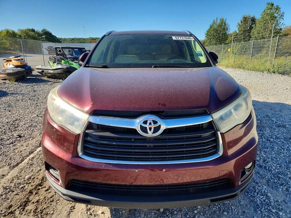 2015 TOYOTA HIGHLANDER