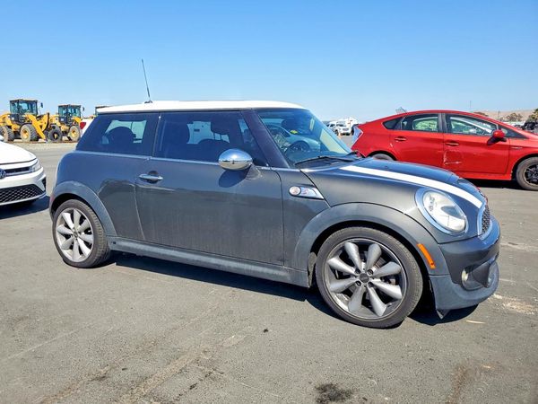 2012 MINI COOPER