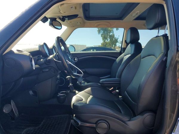 2012 MINI COOPER