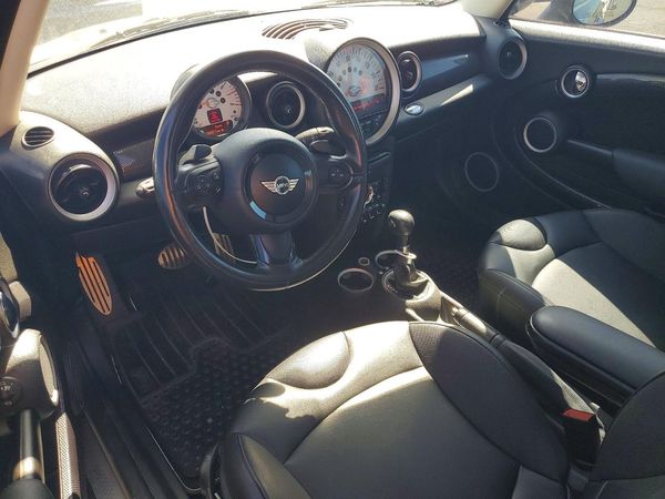 2012 MINI COOPER
