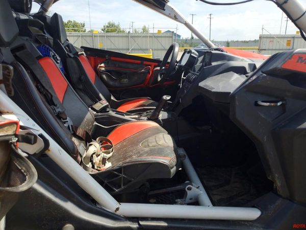 2019 CAN-AM MAVERICK X3 XRS 72