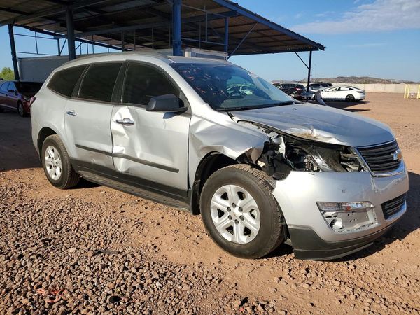 2016 CHEVROLET TRAVERSE LS