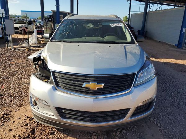 2016 CHEVROLET TRAVERSE LS