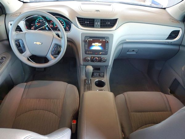 2016 CHEVROLET TRAVERSE LS