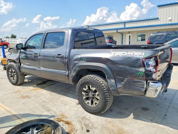 2018 TOYOTA TACOMA