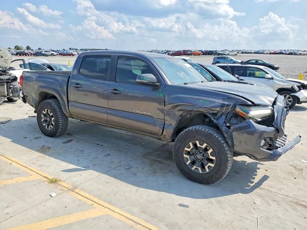 2018 TOYOTA TACOMA