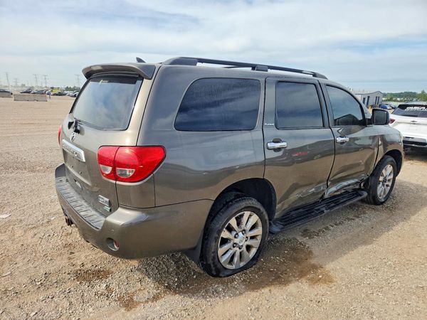 2015 TOYOTA SEQUOIA