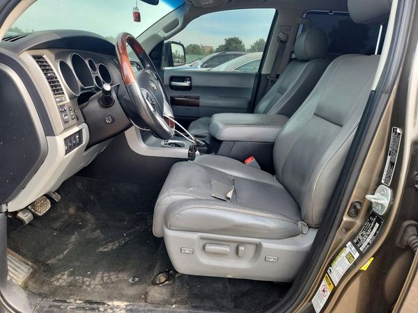 2015 TOYOTA SEQUOIA