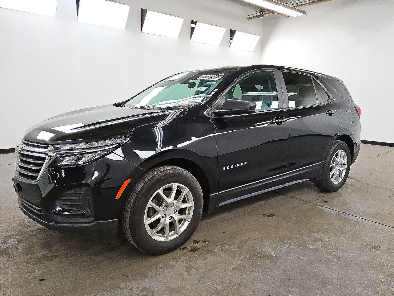 2023 CHEVROLET EQUINOX LS (1FL) — Front 3/4