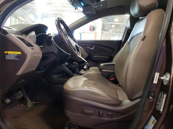 2015 HYUNDAI TUCSON GLS (Middle)