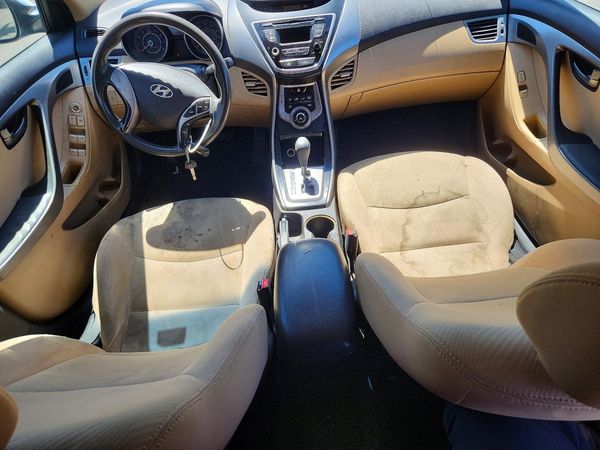 2013 HYUNDAI ELANTRA