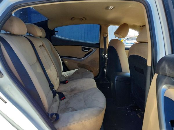 2013 HYUNDAI ELANTRA