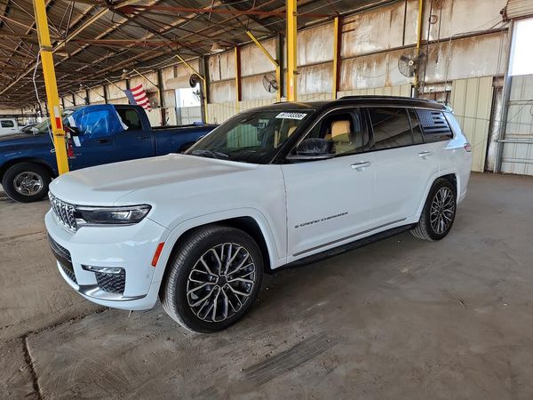 2023 JEEP GRAND CHEROKEE Summit, Summit Reserve — Front 3/4