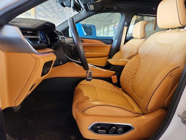 2023 JEEP GRAND CHEROKEE Summit, Summit Reserve — DENT